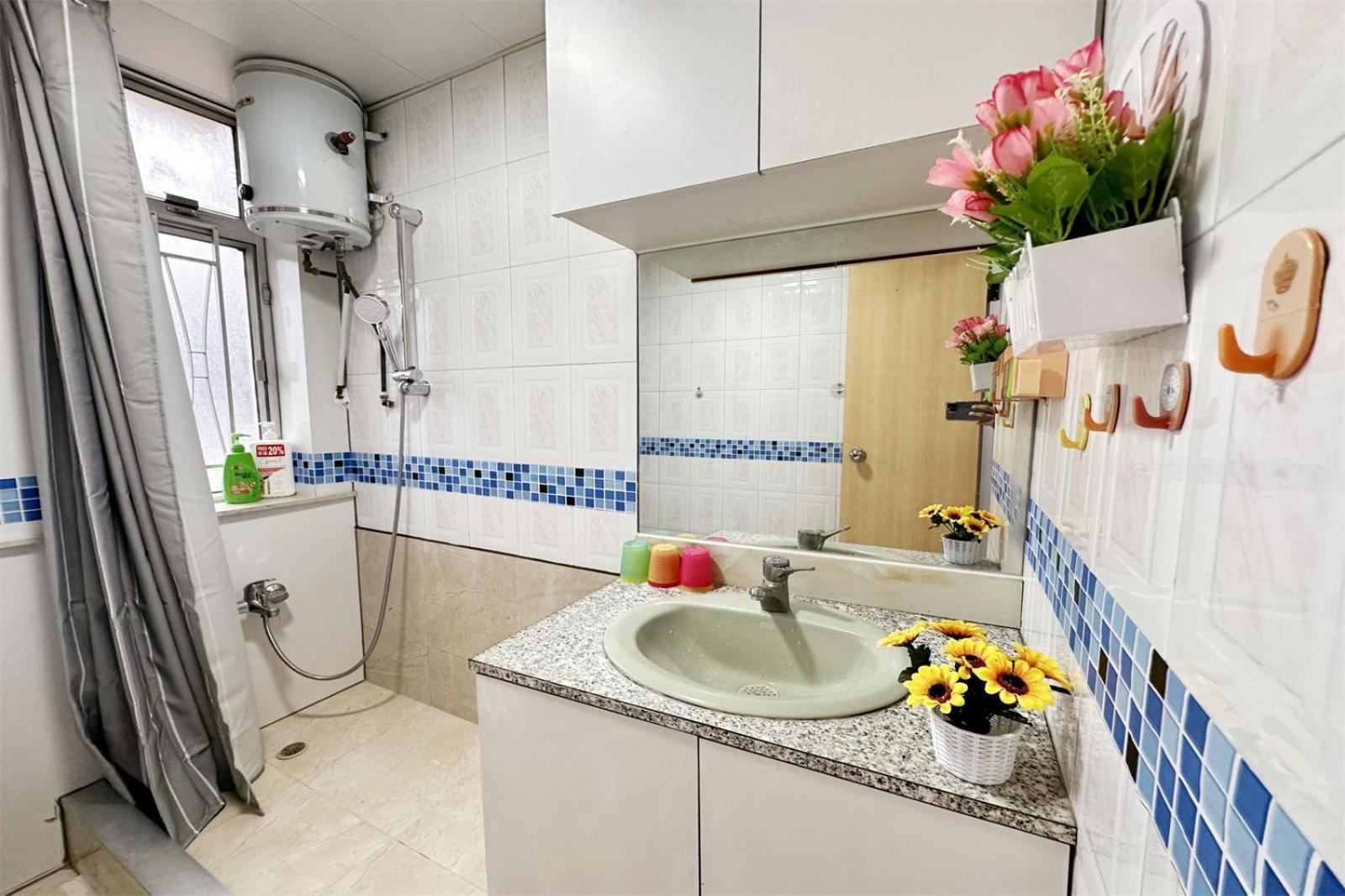 Fantastic Queen Beds, 4Rms Beside Mtr Grand 14Ppls 2 Bathrm Hongkong Kültér fotó