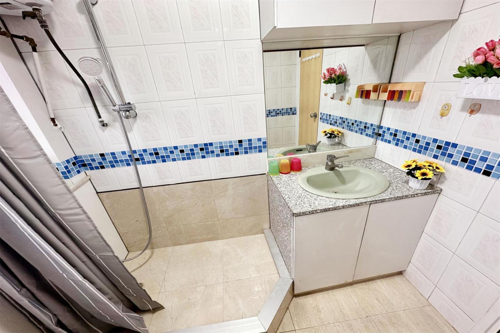 Fantastic Queen Beds, 4Rms Beside Mtr Grand 14Ppls 2 Bathrm Hongkong Kültér fotó